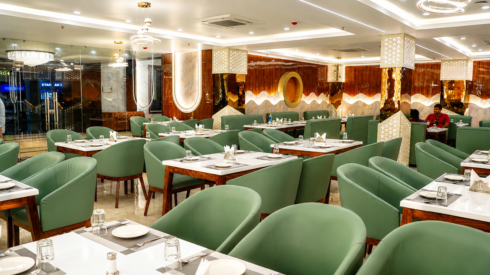 Banquet Hall - Wedding Decoration